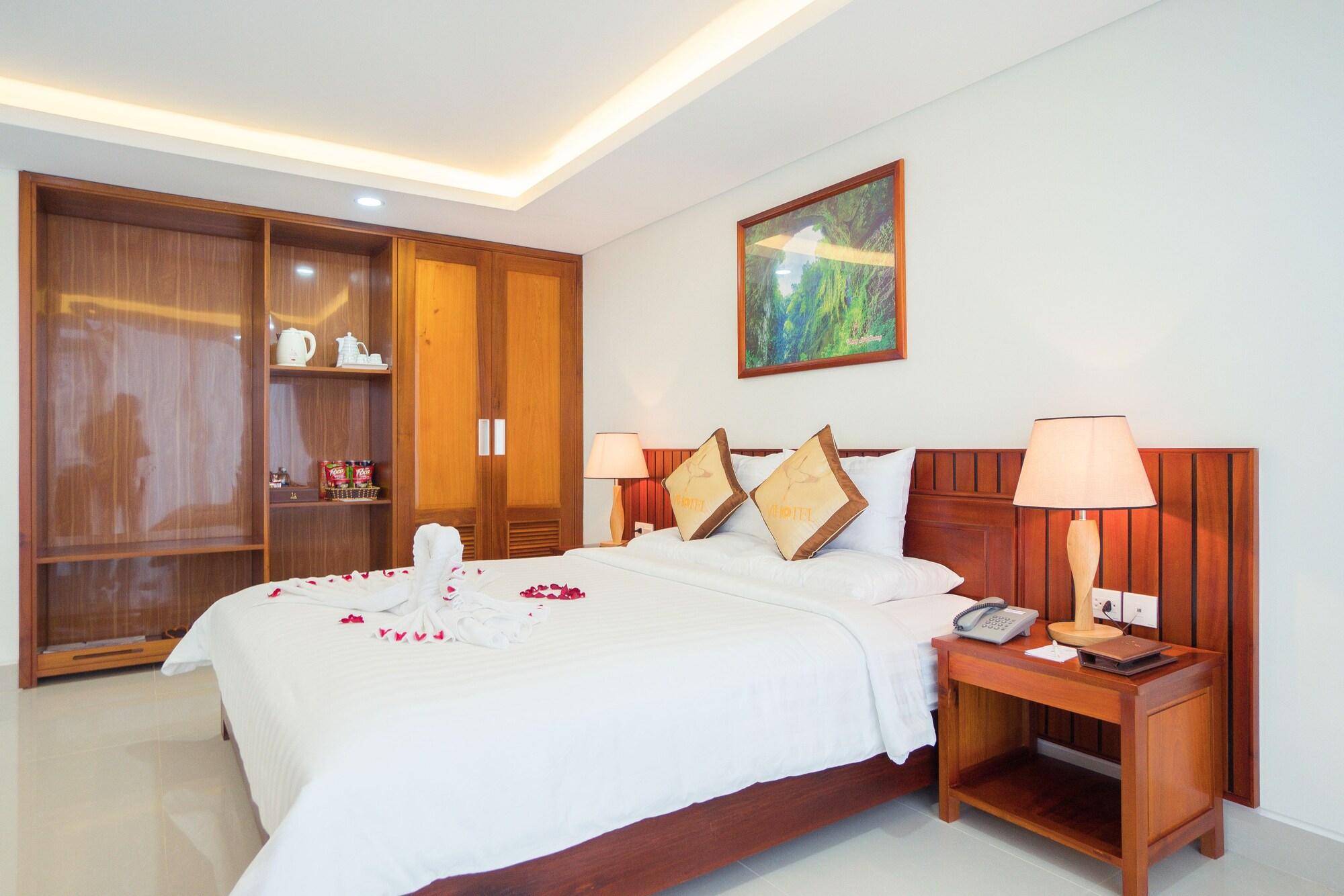 Vinh Hoang Hotel Dong Hoi Exterior foto